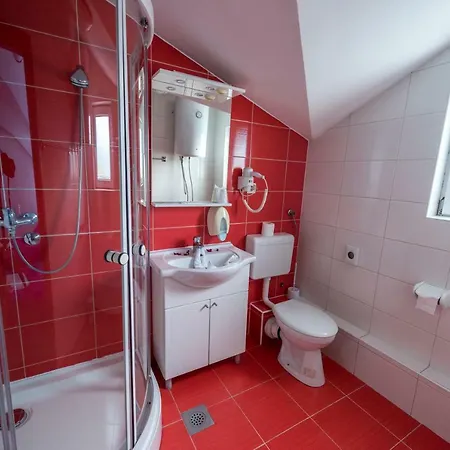 Motel Oasis 3*