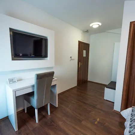 Motell Oasis Gnojnice