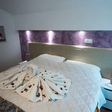 Motel Oasis 3*